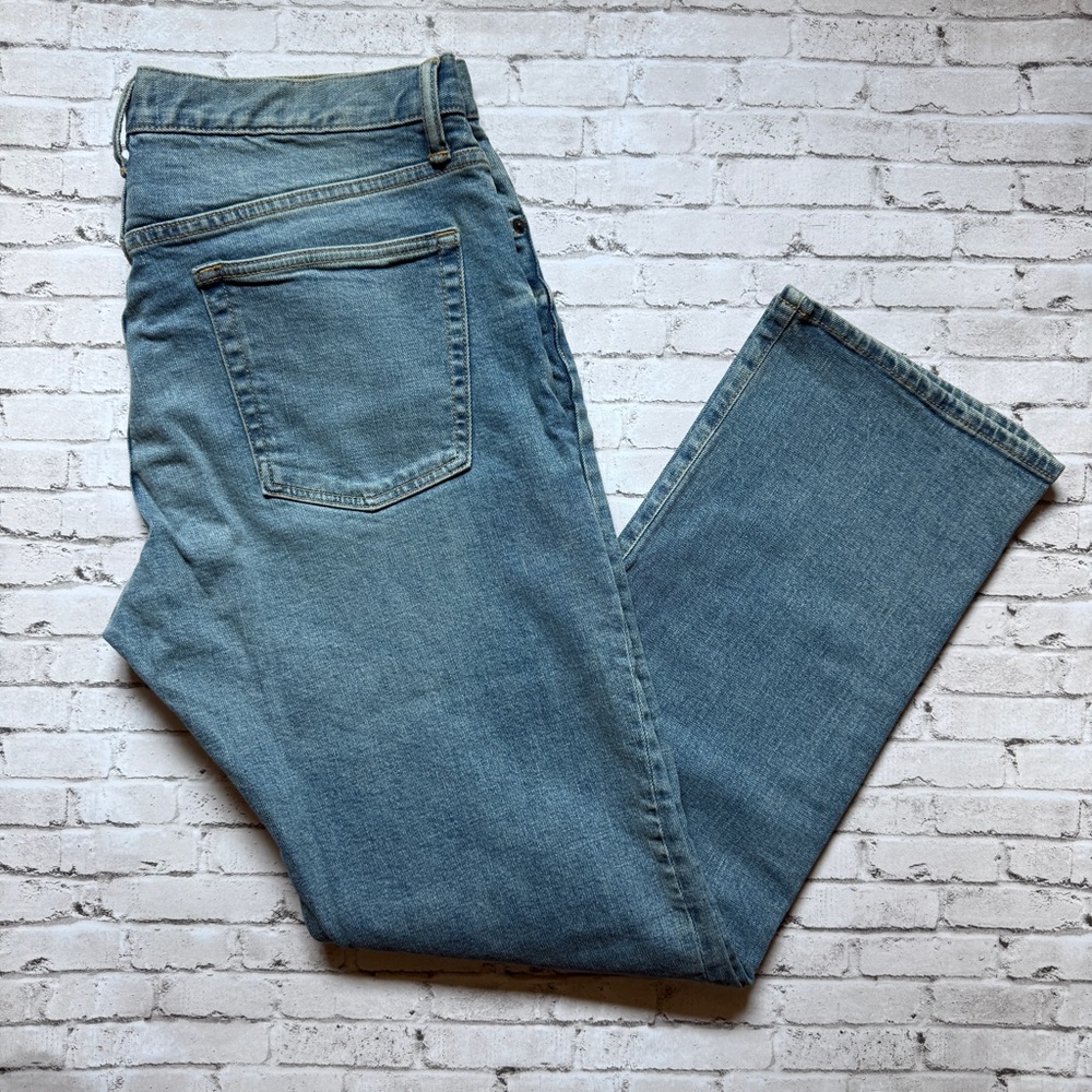 GAP Men's Straight Jeans in Light Blue